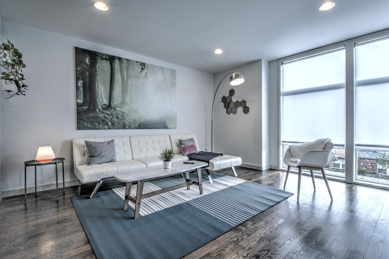 Central Modern Home With Rooftop Сиэтл Экстерьер фото